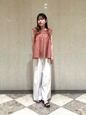 「NATURAL BEAUTY BASIC（ナチュラルビューティーベーシック）のフリルスリーブチュニック（シャツ/ブラウス、オレンジ系）」を使った、kannaさん（レディース・157cm）の夏コーディネート