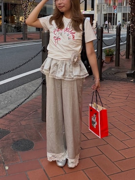 「アイテム（ヘアアクセサリー、グレー系）」を使った、華笑さん（レディース・152cm）の秋コーディネート