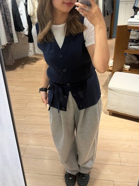 「LOWRYS FARM（ローリーズファーム）のカットイージーコクーンパンツ　292362（スウェットパンツ、グレー系）」を使った、華笑さんの夏コーディネート