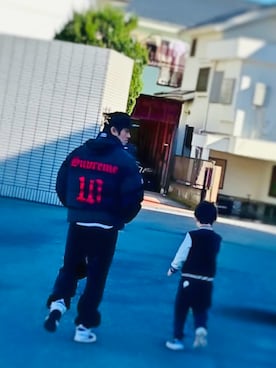 「Supreme （シュプリーム）のアイテム（ジャケット/アウター）」を使った、teamsupgさん（メンズ・171cm）の春コーディネート