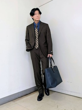 「アイテム（スーツセット、ブラウン系）」を使った、ryoさん（メンズ・173cm）の秋コーディネート