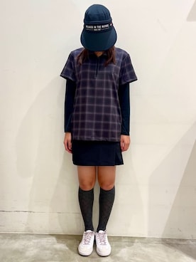「adabat（アダバット）の２WAYブリムUVバイザー（ハット、ブラック系）」を使った、こまさん（レディース・165cm）の秋コーディネート
