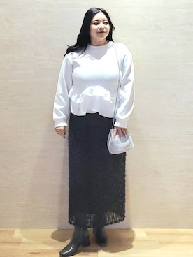 「OPAQUE.CLIP（オペークドットクリップ）の裾フリルドッキングトップス【洗濯機OK】（Tシャツ/カットソー、ホワイト系）」を使った、ちぃさん（レディース・153cm）の冬コーディネート