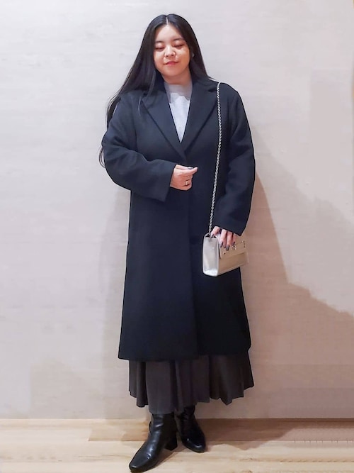 piole AKASHI オペークドットクリップちぃさんのチェスターコートを