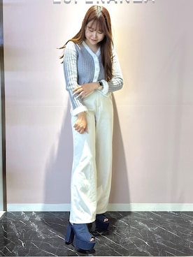 「アイテム（ブーツ、ブルー系）」を使った、neinaさん（レディース・153cm）の春コーディネート