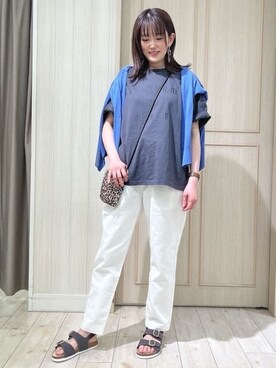 「SHOO・LA・RUE（シューラルー）の【SS-3L/洗える/美脚シルエット】ボトム選びが難しい方の救世主 デニムイージーテーパードパンツ（デニムパンツ、ホワイト系）」を使った、kaneさん（レディース・158cm）の春コーディネート