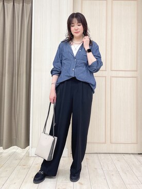 「SHOO・LA・RUE（シューラルー）の【UV/体型カバー/S-LL/綿100%】優しく透ける 柔らかシアーデニムシャツ（シャツ/ブラウス、ブルー系）」を使った、kaneさん（レディース・158cm）の春コーディネート