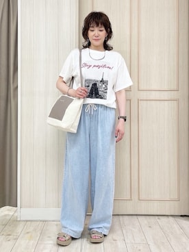 「SHOO・LA・RUE（シューラルー）の【S-LL/ひんやり/UV】選べる6柄でそれぞれ欲しくなる プリントTシャツ（Tシャツ/カットソー、ホワイト系）」を使った、kaneさん（レディース・158cm）の夏コーディネート