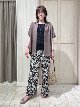 「SHOO・LA・RUE（シューラルー）の【洗える/プチプラ】大人の抜け感をプラスする バンドカラーシャツ（シャツ/ブラウス、ブラウン系）」を使った、kaneさん（レディース・158cm）の夏コーディネート