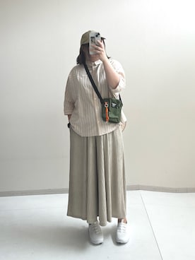 「nissen（ニッセン）の【ゆったり幅広】超軽量メッシュスニーカー（ワイズ４Ｅ）（スニーカー、ホワイト系）」を使った、kinakoさんさん（レディース・163cm）の春コーディネート