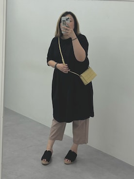 「nissen（ニッセン）の＜大きいサイズ＞ストレッチうす軽楽ちんクロップドストレートパンツ（吸汗速乾）（ゆったりヒップ）（パンツ、ベージュ系）」を使った、kinakoさんさん（レディース・163cm）の夏コーディネート