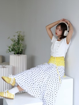 「WHO'S WHO gallery（フーズフーギャラリー）の【WEB限定サイズあり】ナポレオンショート半袖トップス（Tシャツ/カットソー、ホワイト系）」を使った、asupiさん（レディース・154cm）の春コーディネート