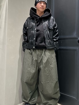 「BEAVER（ビーバー）のアイテム（パンツ）」を使った、hyuumaaさん（メンズ・165cm）の春コーディネート