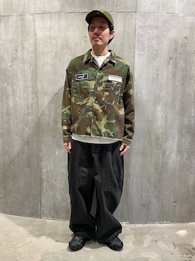 「JOURNAL STANDARD（ジャーナルスタンダード）のAirform / エアフォーム ワーク パンツ（その他パンツ、ブラック系）」を使った、小山さん（メンズ・171cm）の春コーディネート
