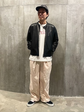 「JOURNAL STANDARD（ジャーナルスタンダード）のLITE YEAR × JOURNAL STANDARD 6PANEL CAP（ハット、ブラック系）」を使った、小山さん（メンズ・171cm）の春コーディネート