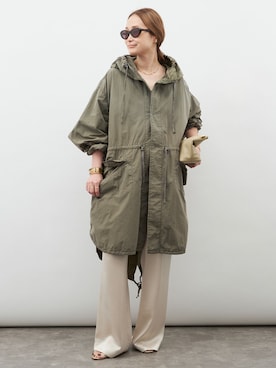 「Deuxieme Classe（ドゥーズィエムクラス）のアイテム（ショルダーバッグ）」を使った、MIZUさん（レディース・162cm）の冬コーディネート