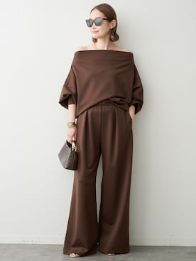 「Deuxieme Classe（ドゥーズィエムクラス）の追加 PRIMEWOOL PONTE パンツ（その他パンツ、ブラウン系）」を使った、MIZUさん（レディース・162cm）の夏コーディネート
