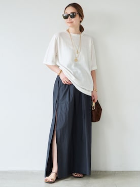 「Deuxieme Classe（ドゥーズィエムクラス）のURBAN クルーネック Tシャツ（針織衫、ホワイト系）」を使った、MIZUさん（レディース・162cm）の春コーディネート
