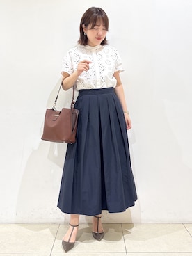 「Reflect（リフレクト）の【通勤◎】カットワーク刺繍レース シャツブラウス（シャツ/ブラウス、ホワイト系）」を使った、reoさん（レディース）の夏コーディネート