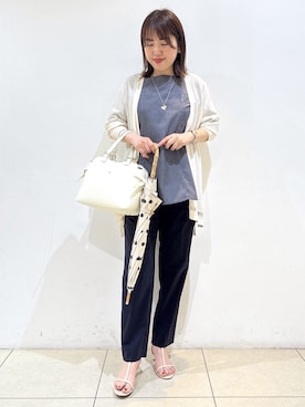 「アイテム（長傘、ベージュ系）」を使った、reoさん（レディース・157cm）の夏コーディネート