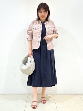 「アイテム（デニムジャケット、ピンク系）」を使った、reoさん（レディース・157cm）の春コーディネート