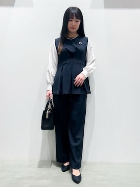 「grove（グローブ）の【マシンウォッシュ/防シワ】袖ドッキングペプラムブラウス【着回しカセット】（シャツ/ブラウス、ブルー系）」を使った、gksn9912さん（レディース）の冬コーディネート