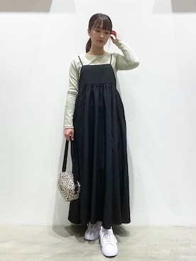 「Lee（リー）のアイテム（ショルダーバッグ）」を使った、gksn9912さん（レディース・165cm）の春コーディネート