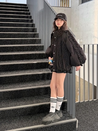 「thisisneverthat（ディスイズネバーザット）の（FW25）T-Logo Cap（キャップ）」を使った、uranさん（キッズ・149cm）の冬コーディネート