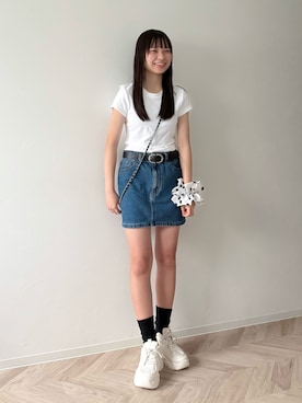「GU（ジーユー）のアイテム（デニムスカート、ブルー系）」を使った、uranさん（キッズ・150cm）の夏コーディネート