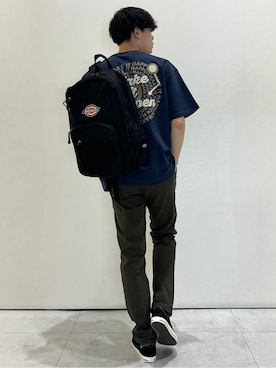 「EDWIN（エドウィン）のEDWIN(エドウィン)【メンズ】【スゴイラク】「JERSEYS」チノパンツ（その他パンツ、グリーン系）」を使った、chiiiba0410さん（メンズ）の春コーディネート