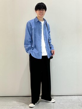 「BACK NUMBER（バックナンバー）のBACK NUMBER(バックナンバー)製品染めブロード長袖シャツ（シャツ/ブラウス、ブルー系）」を使った、chiiiba0410さん（メンズ）の春コーディネート