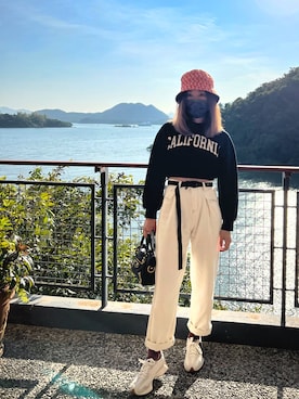 「PULL&BEAR（プルアンドベア）のアイテム（パーカー）」を使った、つばめさん（レディース・163cm）の秋コーディネート