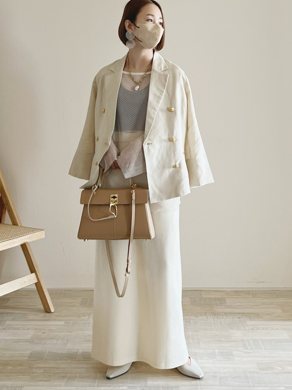 陽｜Emma Taylorのテーラードジャケットを使った春コーディネート - WEAR