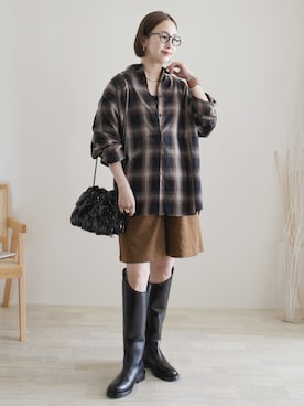 「AMERICAN HOLIC（アメリカンホリック）のイージーケアチェックシャツ【360°着こなしシャツ】（シャツ/ブラウス）」を使った、陽さん（レディース・156cm）の秋コーディネート