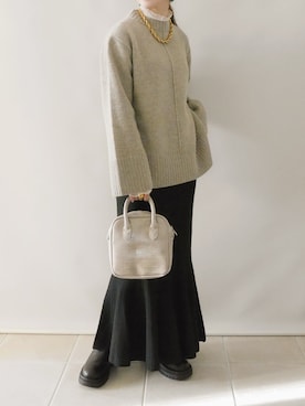 「GRL（グレイル）のニットマーメイドスカート（スカート）」を使った、陽さん（レディース・156cm）の冬コーディネート