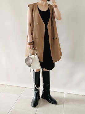 「GUSCIO（グッシオ）のアイテム」を使った、陽さん（レディース・156cm）の秋コーディネート