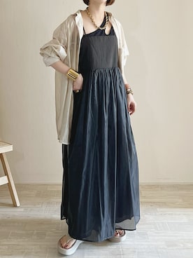 「シアーワンピース」｜「アイテム（腕時計）」を使った、陽さん（レディース・156cm）の春コーディネート