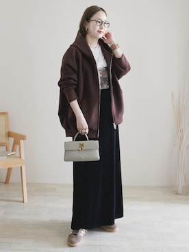 「アイテム（腕時計）」を使った、陽さん（レディース・156cm）の秋コーディネート