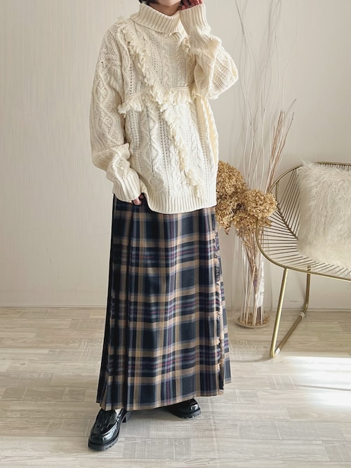 セール】個性放つ1枚。フリンジ&ケーブル編みオーバーニット（ニット