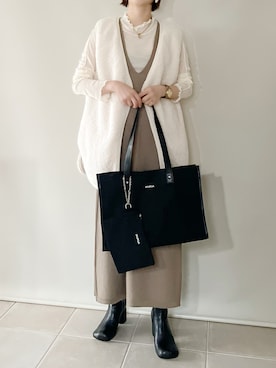 「MURUA（ムルーア）のアイテム（トートバッグ）」を使った、陽さん（レディース・156cm）の秋コーディネート