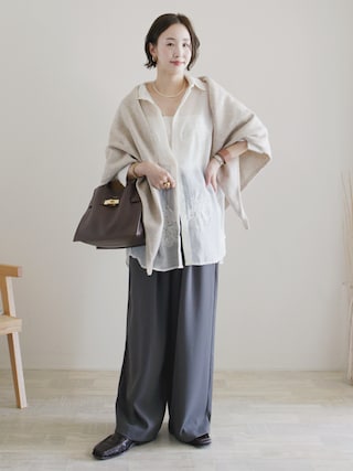 「select MOCA by son(セレクトモカバイソン)のフラワーエンブロイダリーシアーオーバーサイズシャツ【セットアップ対応】【by SON】(シャツ/ブラウス)」を使った、陽さん(レディース・156cm)の秋コーディネート