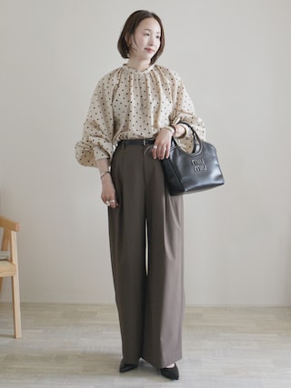「B.C STOCK（ベーセーストック）の《追加4》ウォッシャブル / ドットスタンドカラーブラウス（シャツ/ブラウス）」を使った、陽さん（レディース・156cm）の春コーディネート