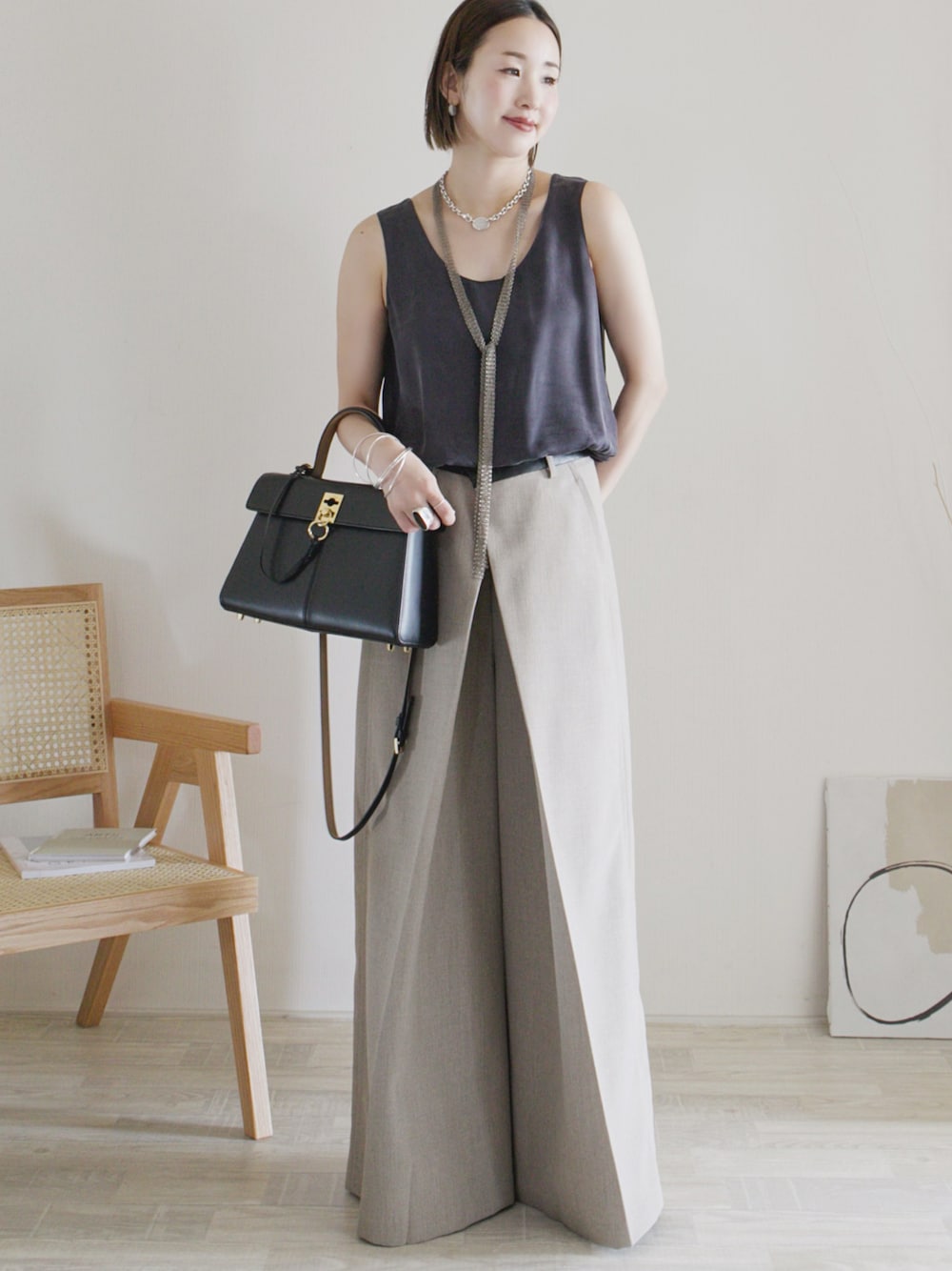 STUDIOUS/ステュディオス】フェイクリネンフレアトラウザーパンツを