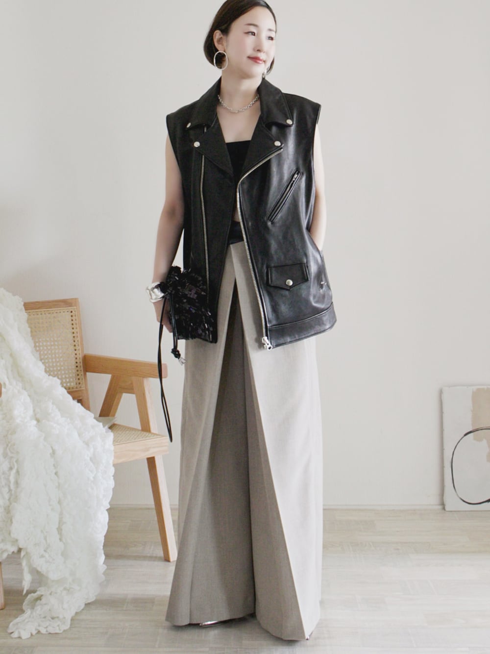 STUDIOUS/ステュディオス】フェイクリネンフレアトラウザーパンツを