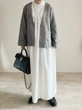 「シャツワンピ」｜「アイテム（ノーカラージャケット）」を使った、陽さん（レディース・156cm）の冬コーディネート