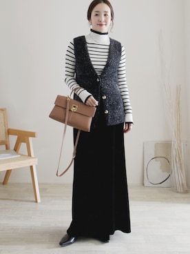 「アイテム（チョーカー）」を使った、陽さん（レディース・156cm）の秋コーディネート