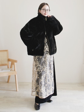 「アイテム（バレエシューズ）」を使った、陽さん（レディース・156cm）の冬コーディネート