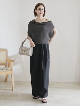 「iso（イソ）のアイテム（アクセサリー）」を使った、陽さん（レディース・156cm）の夏コーディネート