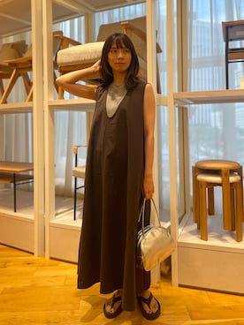 「アイテム（ジャンパースカート）」を使った、LISAさん（レディース・161cm・30代）の夏コーディネート