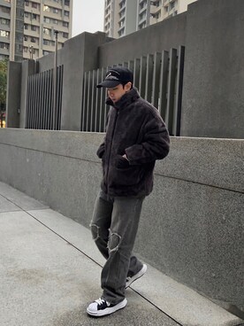 「WE11DONE（ウェルダン）のアイテム（帽子）」を使った、Haochanghxxさん（メンズ・165cm）の冬コーディネート